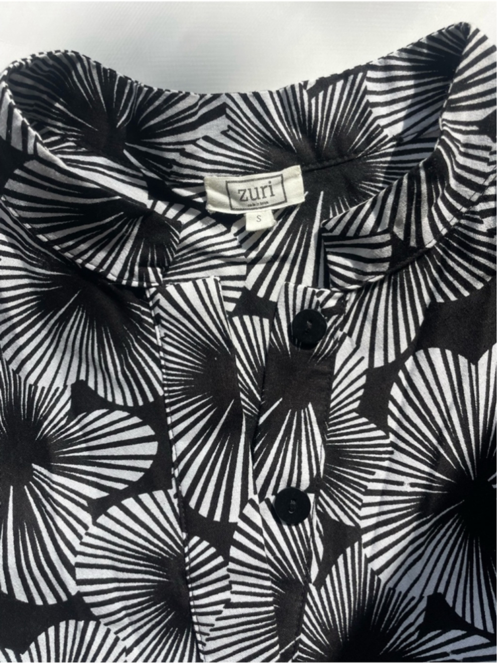Zuri 100% Cotton Button-Front Shirt Dress| Black & White Graphic Print Size S - Picture 4 of 10
